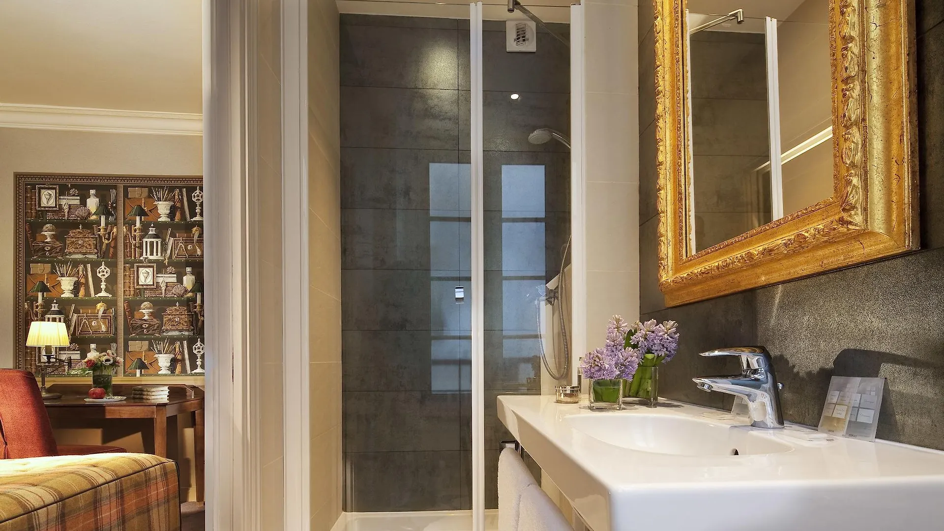Hotel D'Albion Parigi